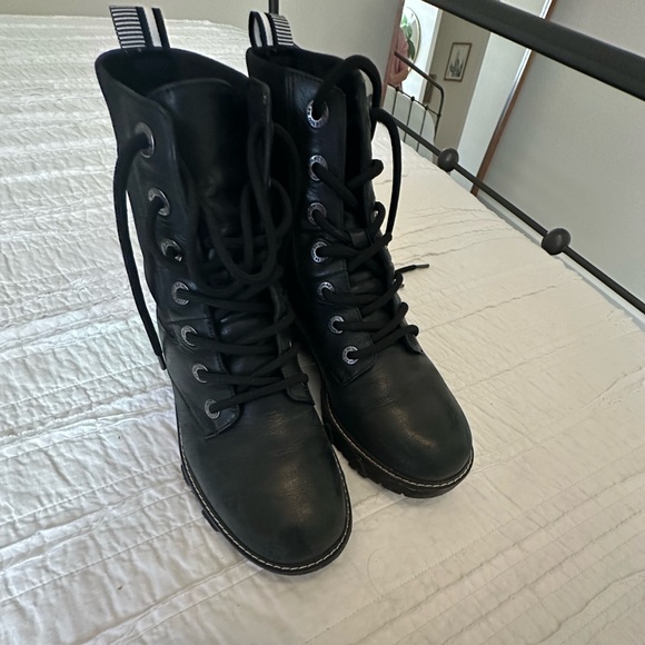 Dr scholl’s boots - Picture 2 of 4